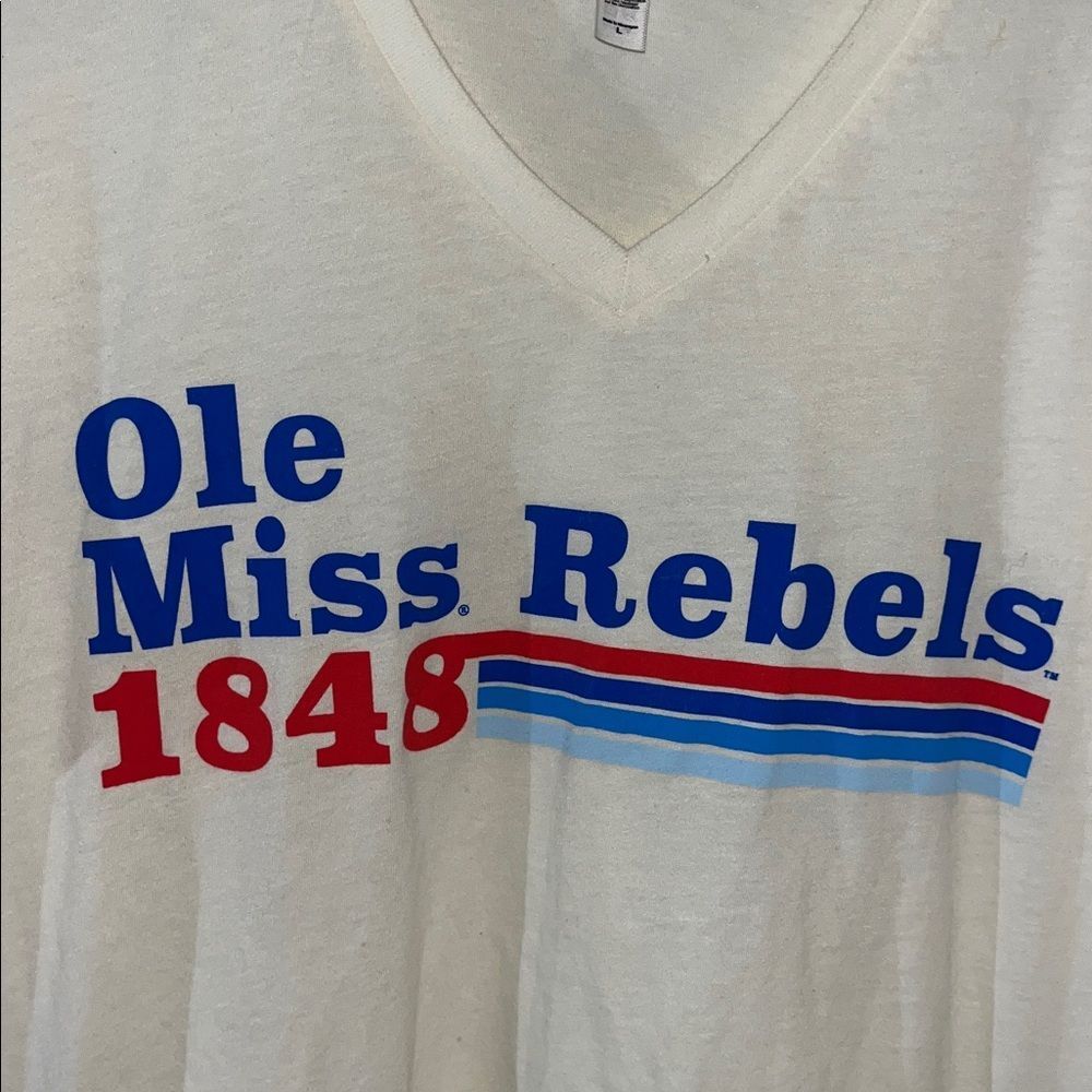 1848 Ole Miss Rebels Mississippi V-Neck Football Basketball T Shirt L Creme - Picture 2 of 4